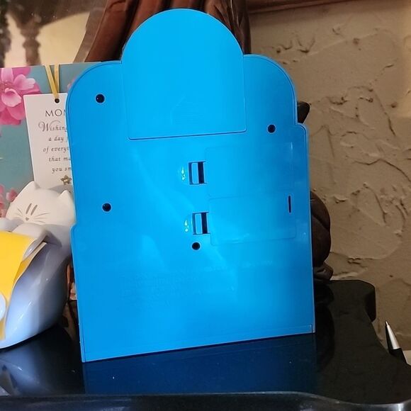 Vintage Sportsman Fishing Clock says "Holy Mackerel It’s A BIG ONE"  199… - Picture 4 of 4